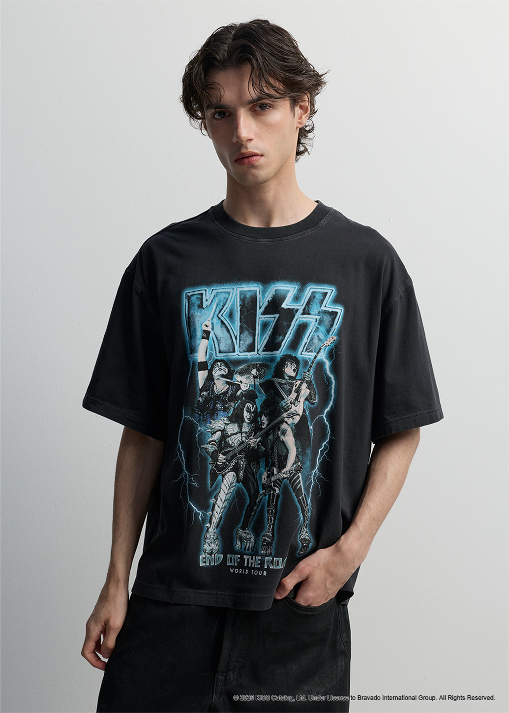 KISS LIGHTNING GRAPHIC TEE