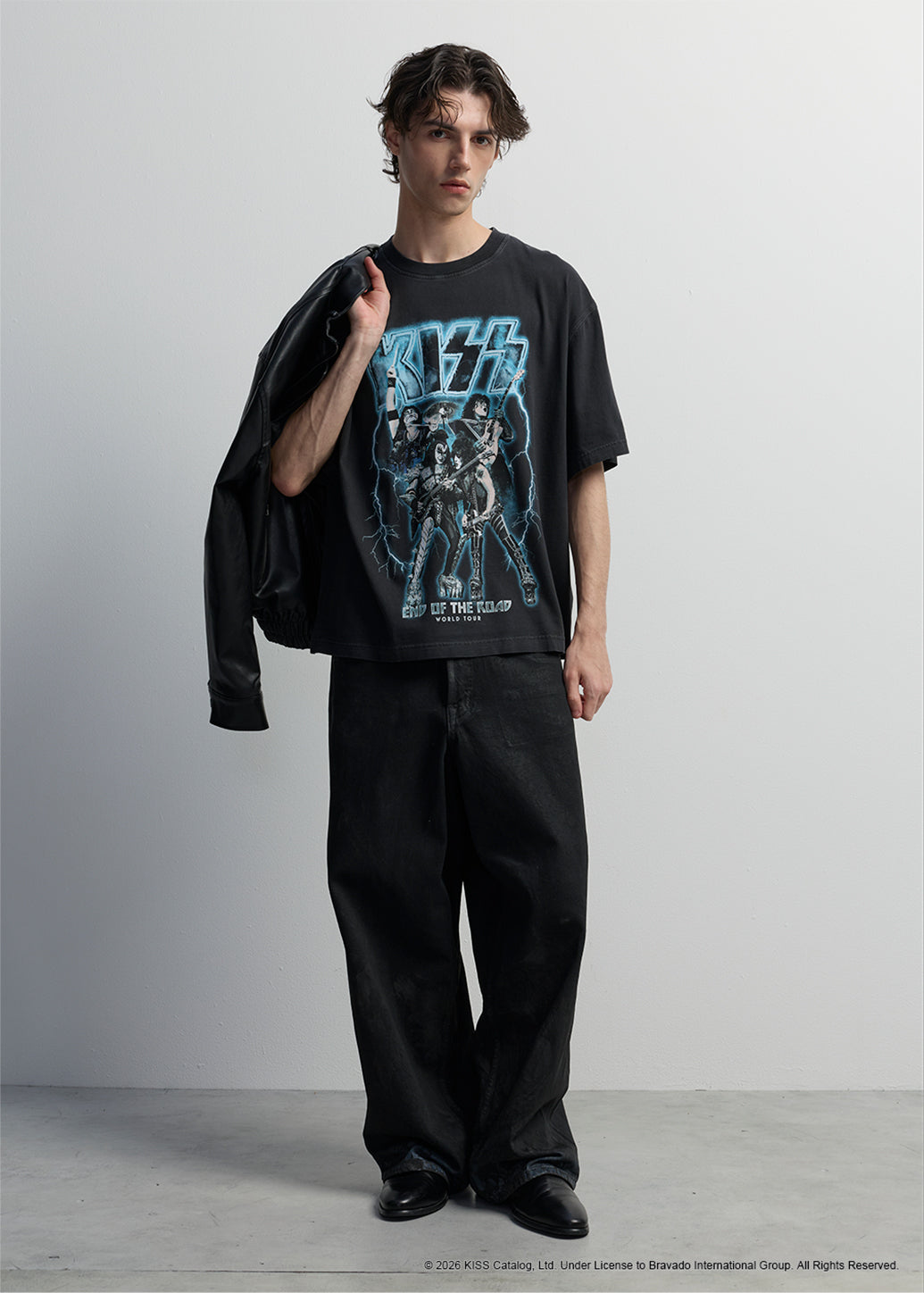 KISS LIGHTNING GRAPHIC TEE