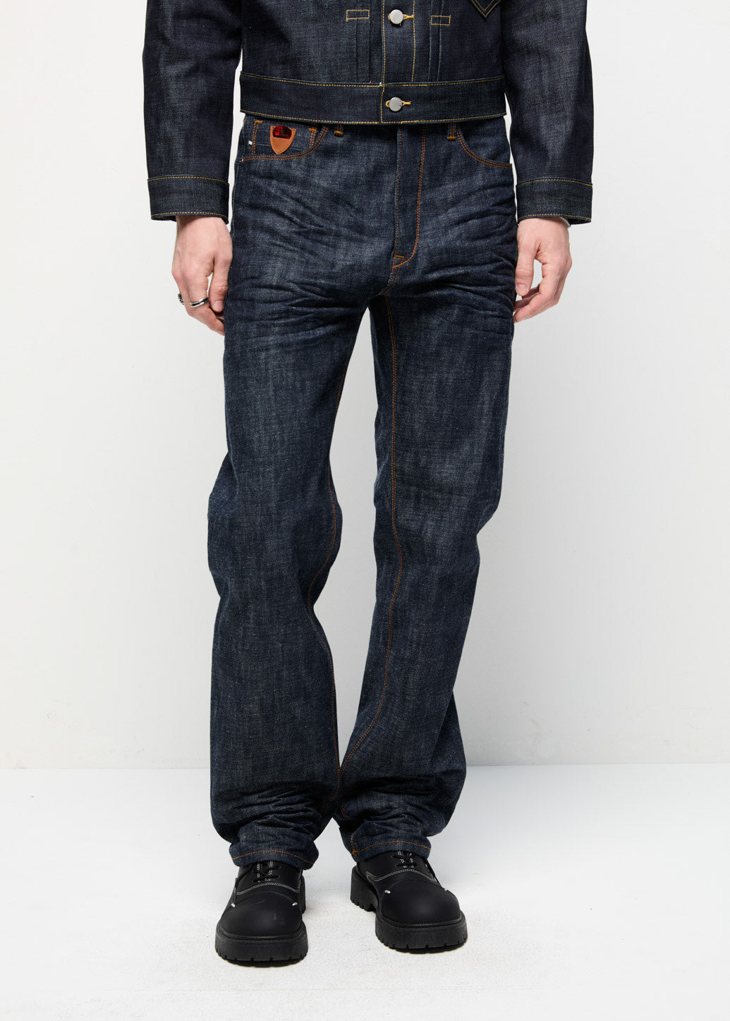 RAW DENIM WITH SELVEDGEWORK