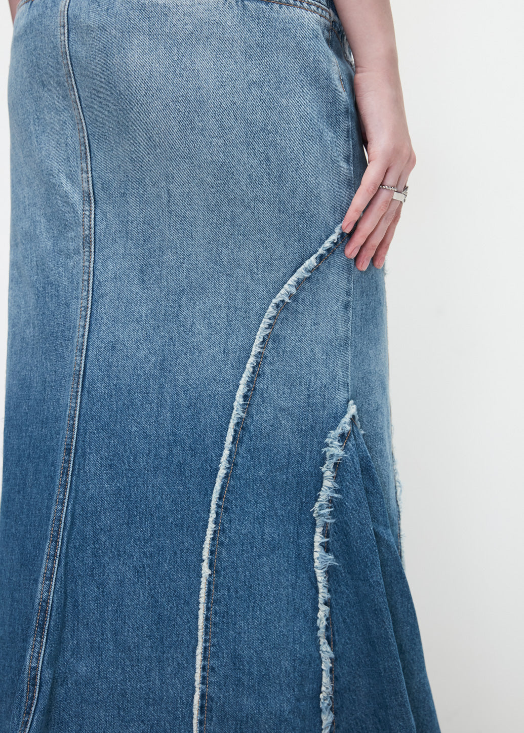 RAW SEAM DENIM SKIRT Blue / M
