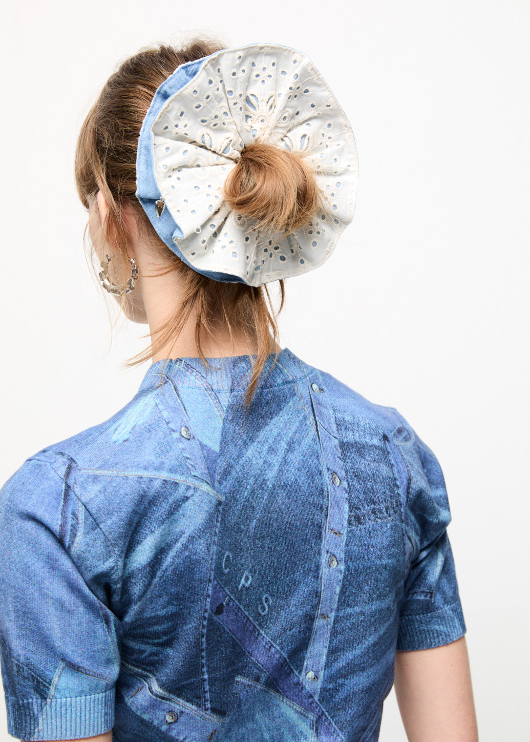 OVERSIZED HAIR DENIM SCRUNCHIES