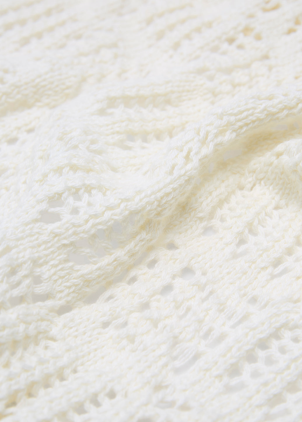 CROCHET TRIANGLE SCARF