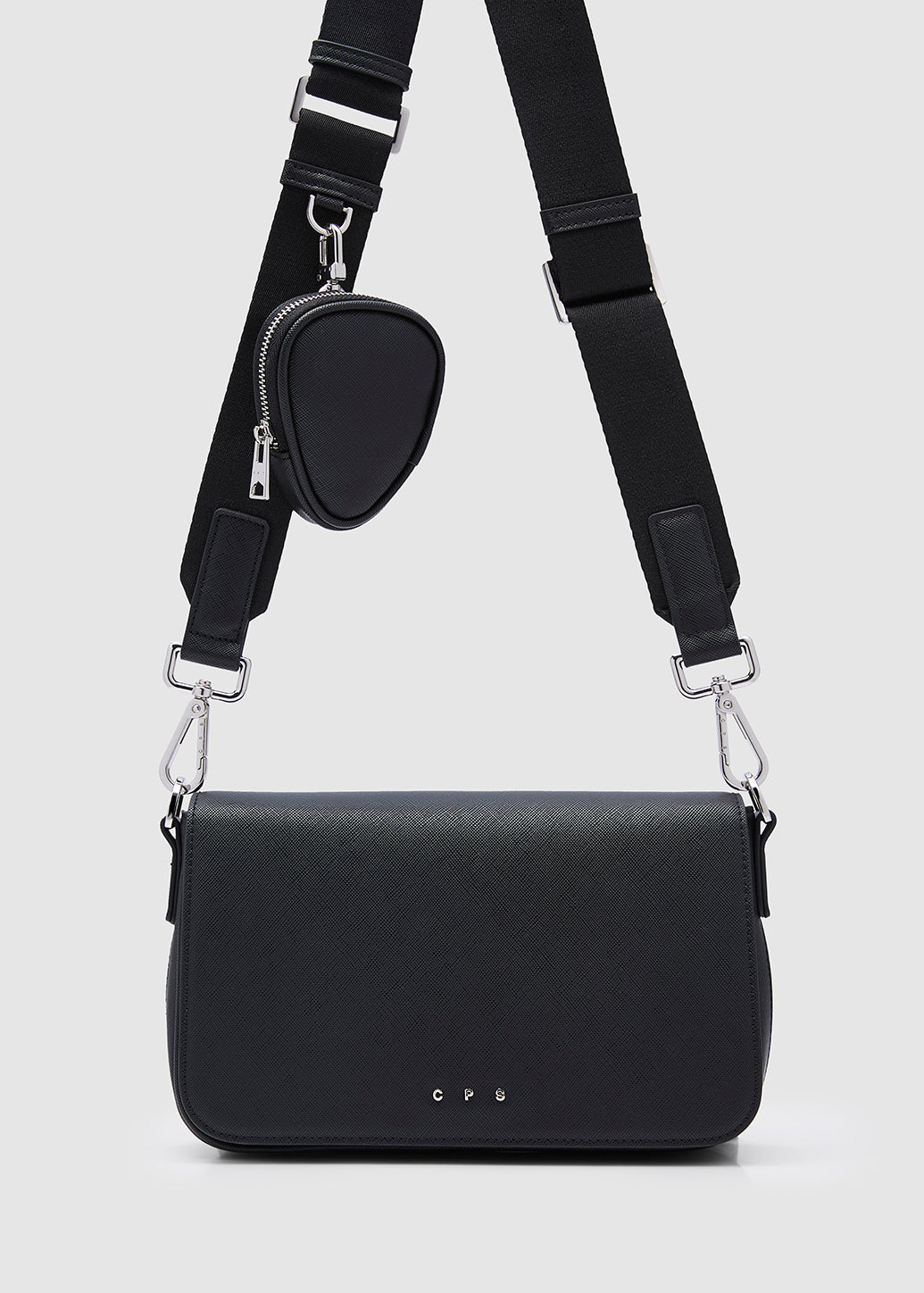 FLAP CROSSBODY BAG Black / OS