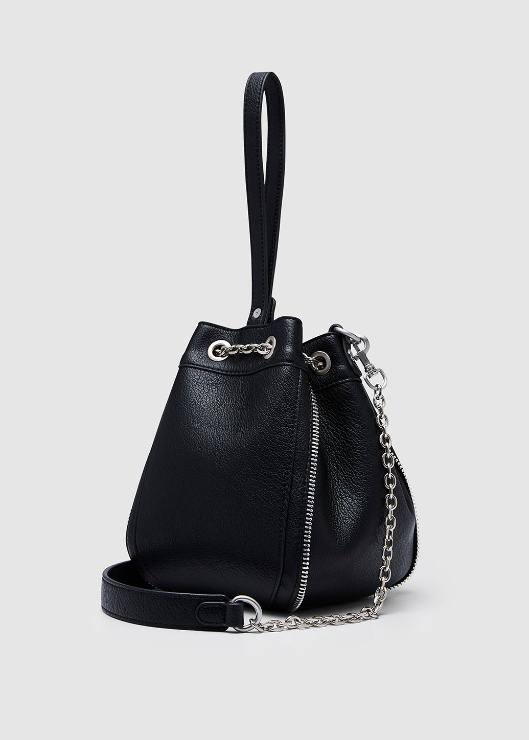BLACK CHAIN BUCKET BAG Black / OS