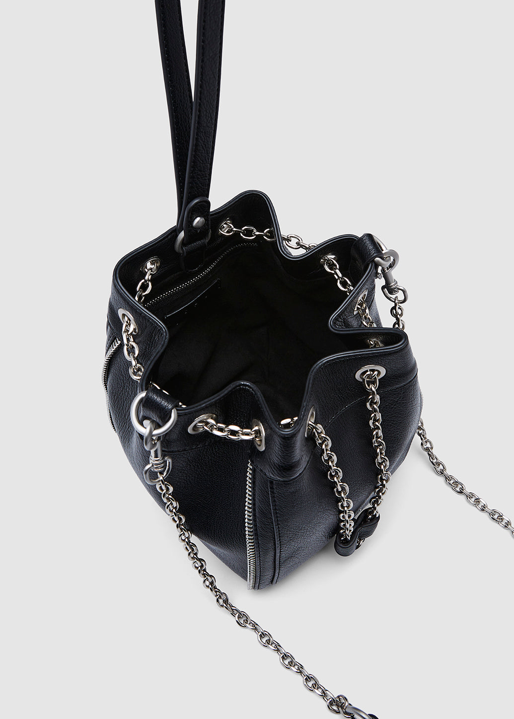 BLACK CHAIN BUCKET BAG Black / OS