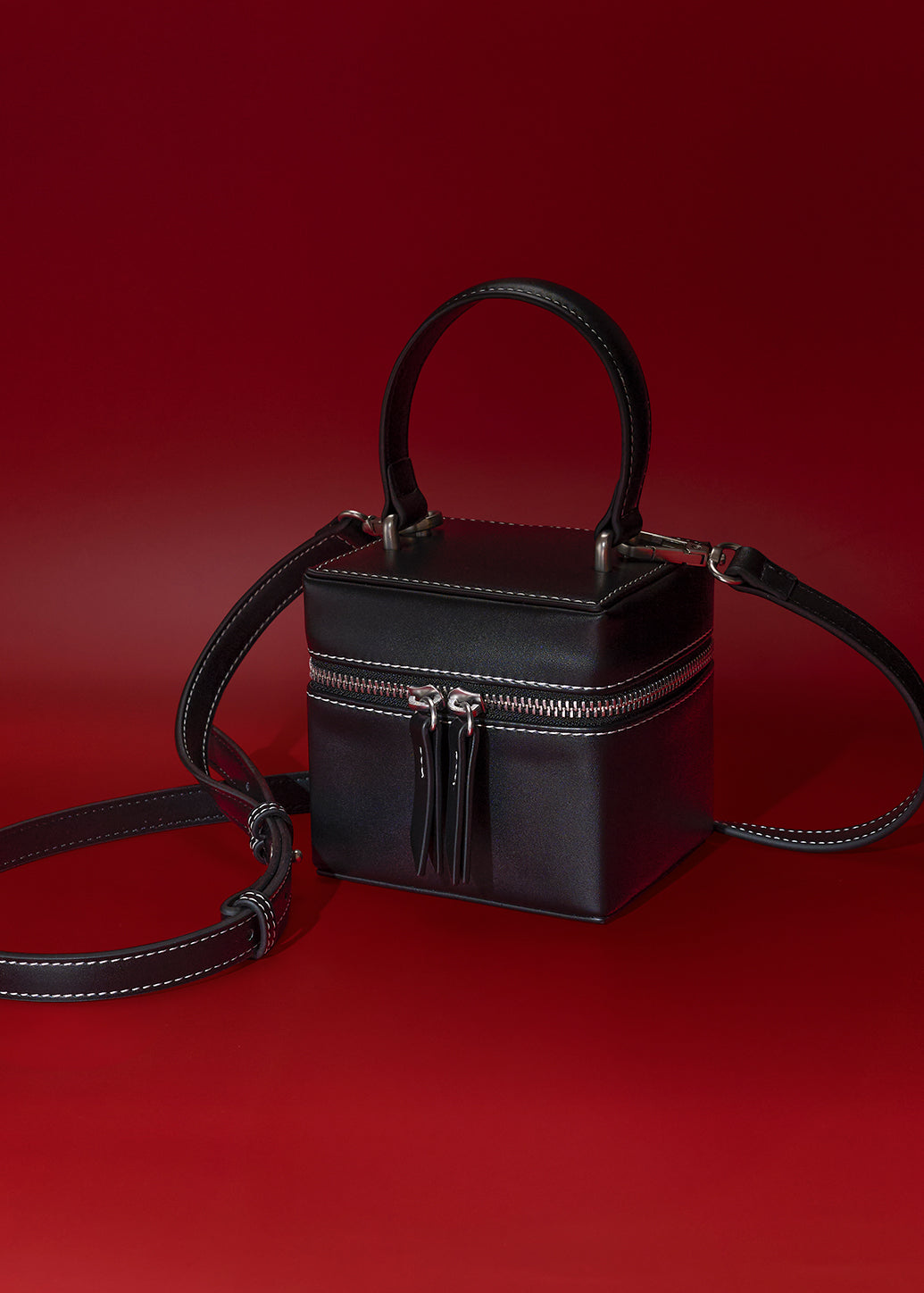 CUBE LEATHER CROSSBODY BAG Black / OS