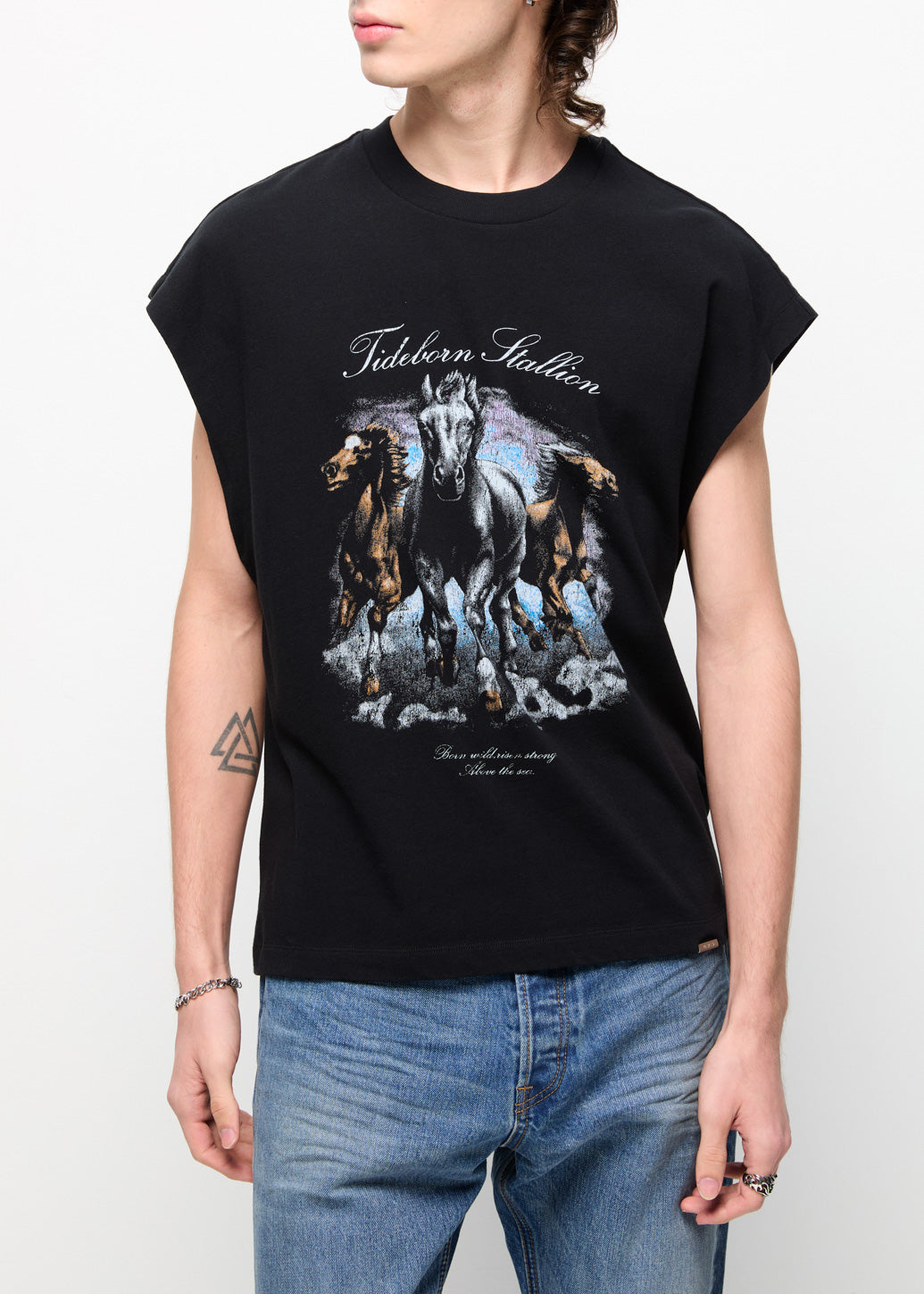 SLEEVELESS EQUINE GRAPHIC TEE Black / XL