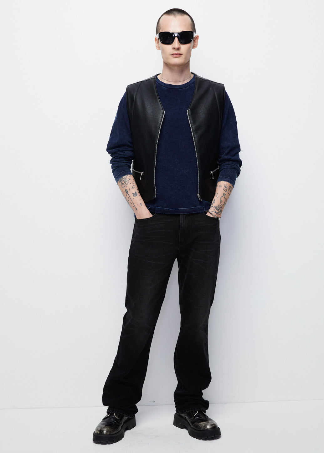 LONG SLEEVE CREW NECK TEE