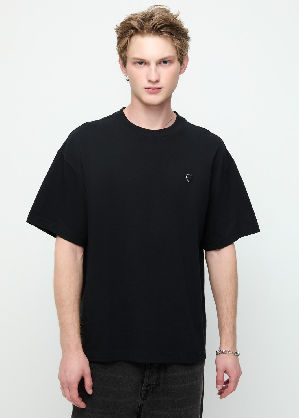 LOOSE FIT SIGNATURE TEE
