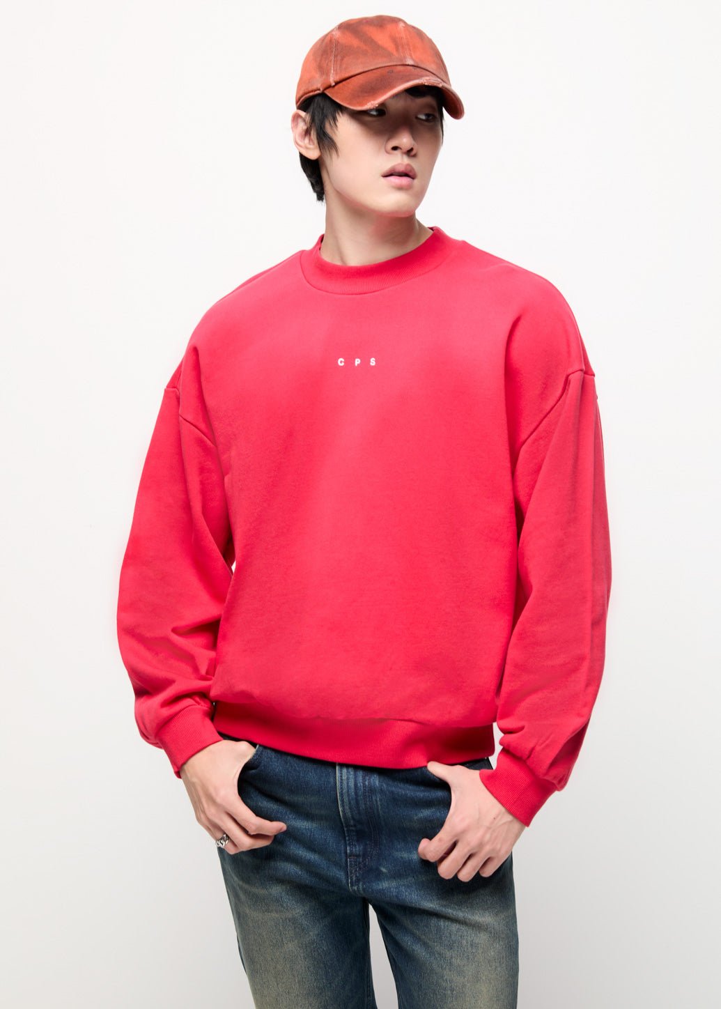 GOLD EMBROIDERY SWEATSHIRT