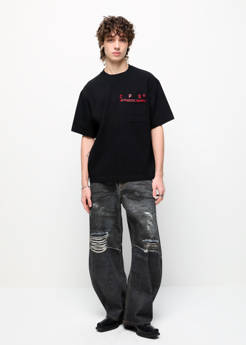 WORN-OUT EFFECTS JEANS