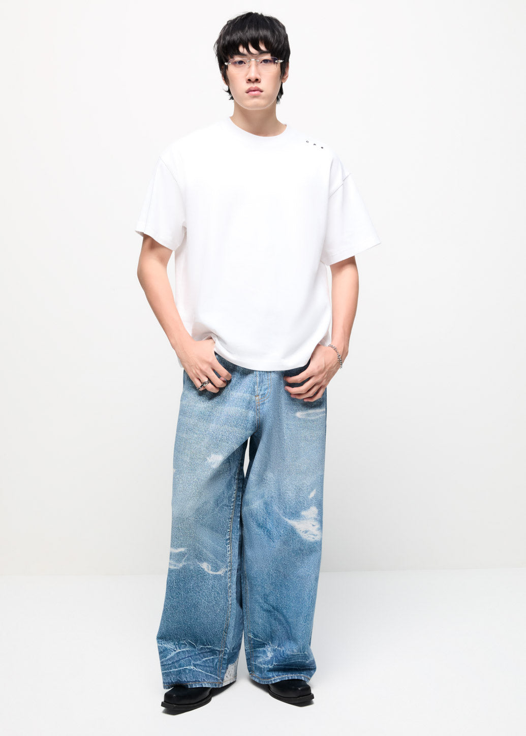 PRINTED LOOSE FIT JEANS