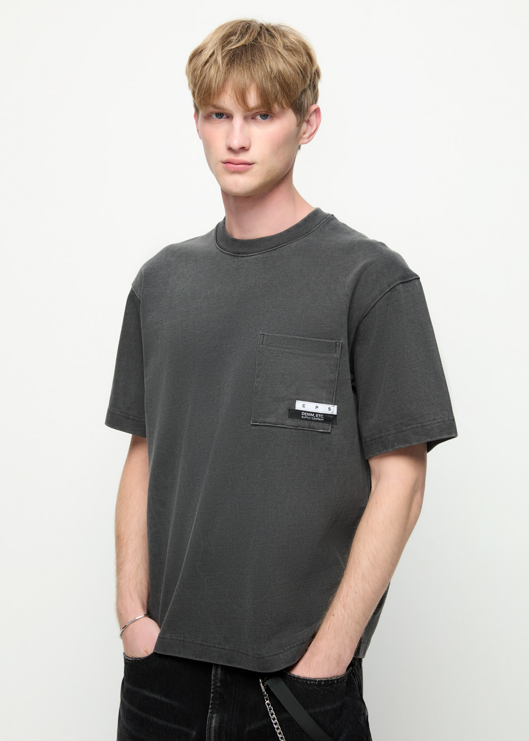 LOGO POCKET TEE Black / XL