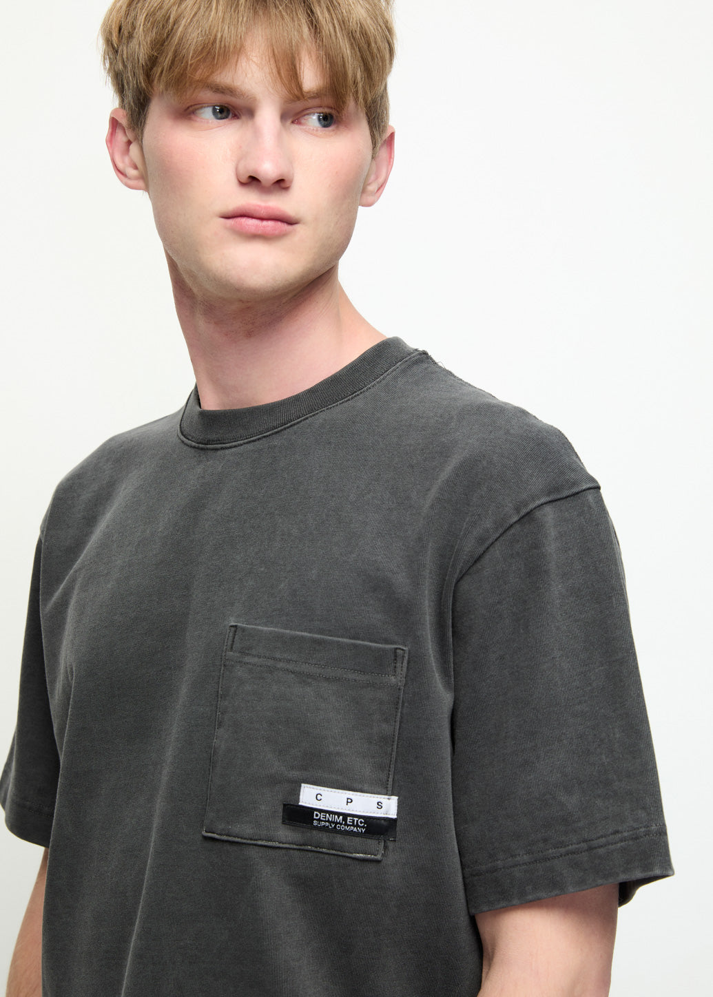 LOGO POCKET TEE Black / XL