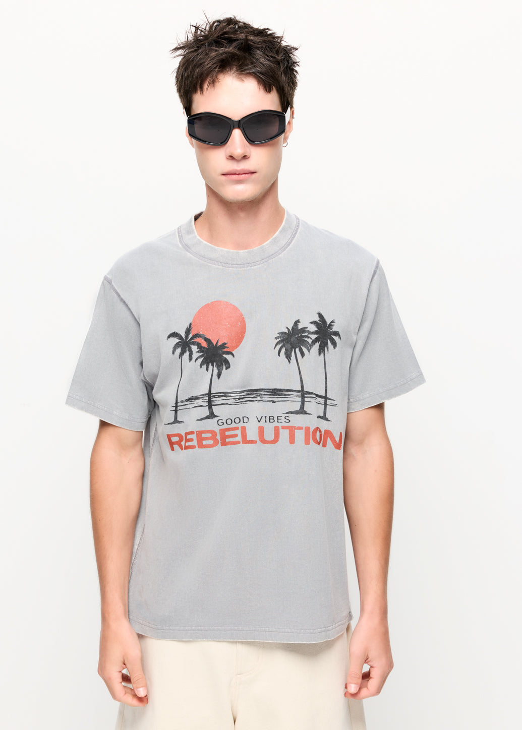 REBELUTION GRAPHIC TEE