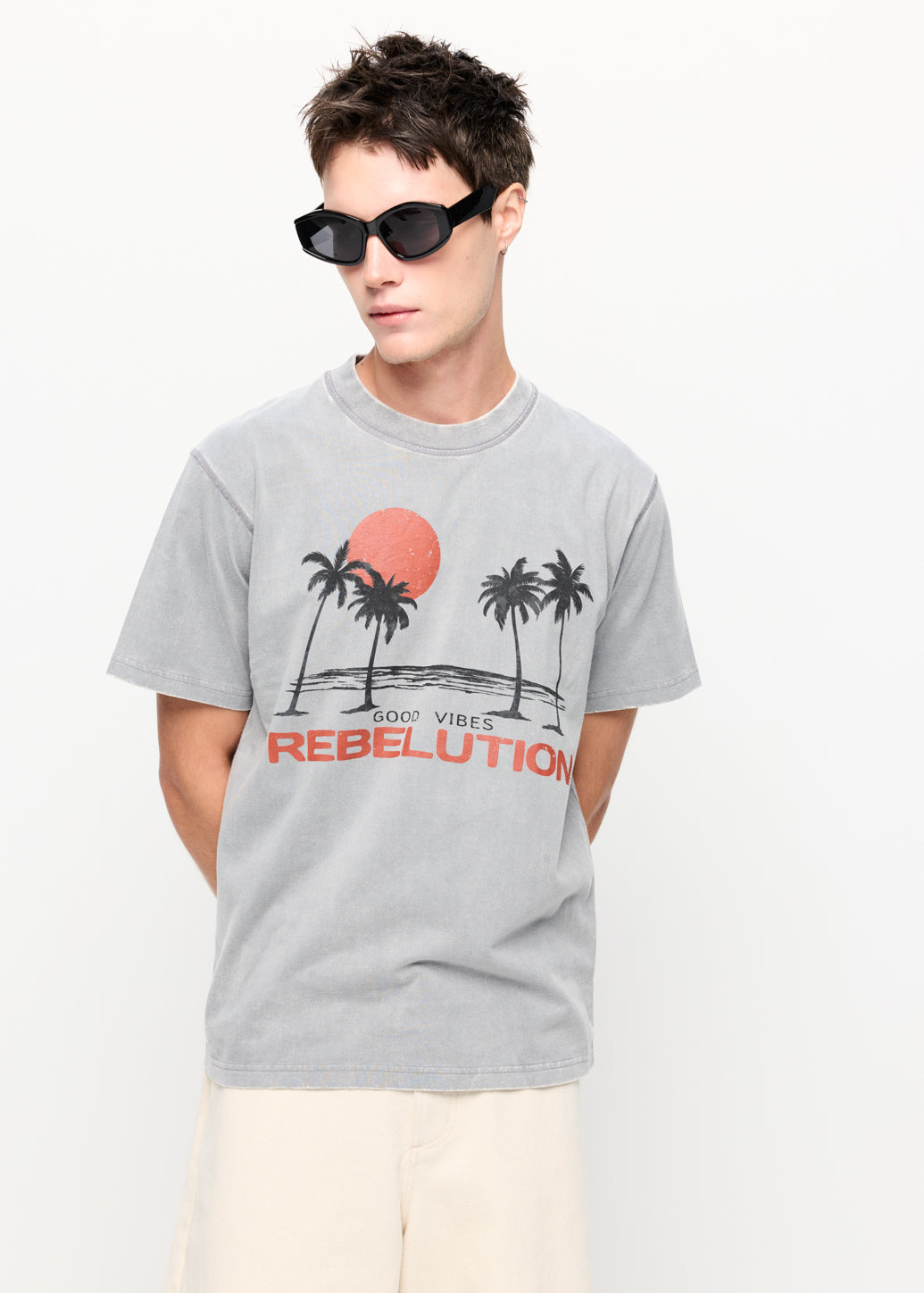 REBELUTION GRAPHIC TEE
