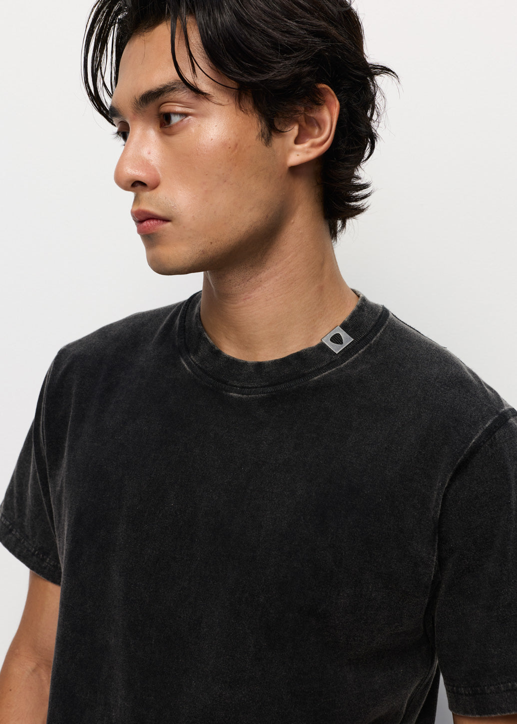 DARK WASHED SIGNATURE LOGO TEE