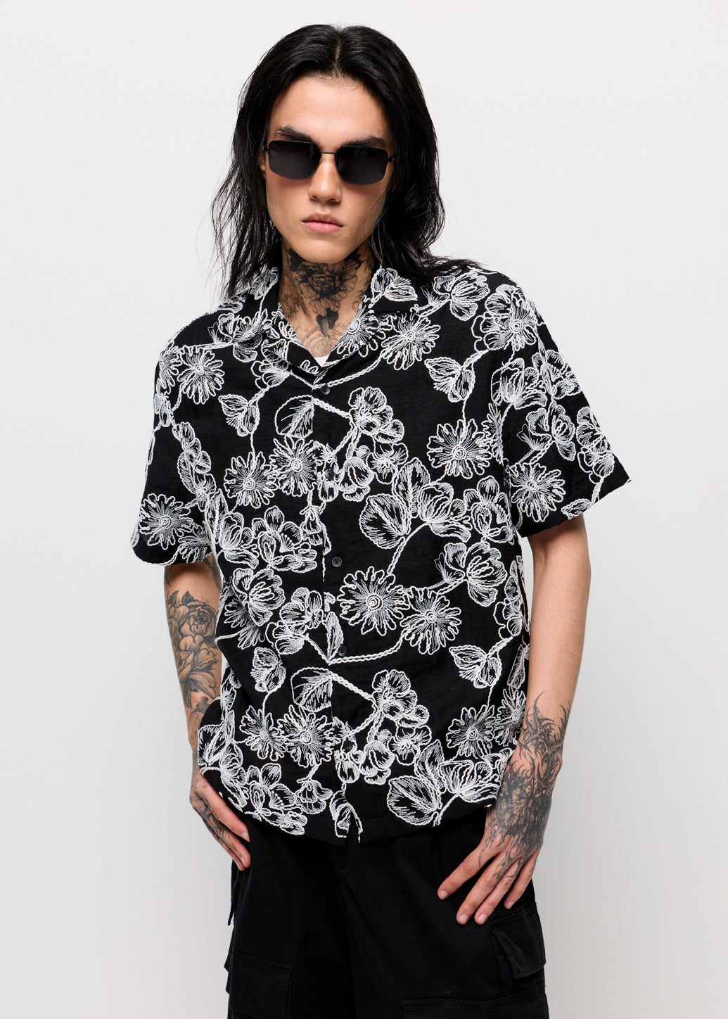 EMBROIDERED FLORAL CAMP COLLAR SHIRT