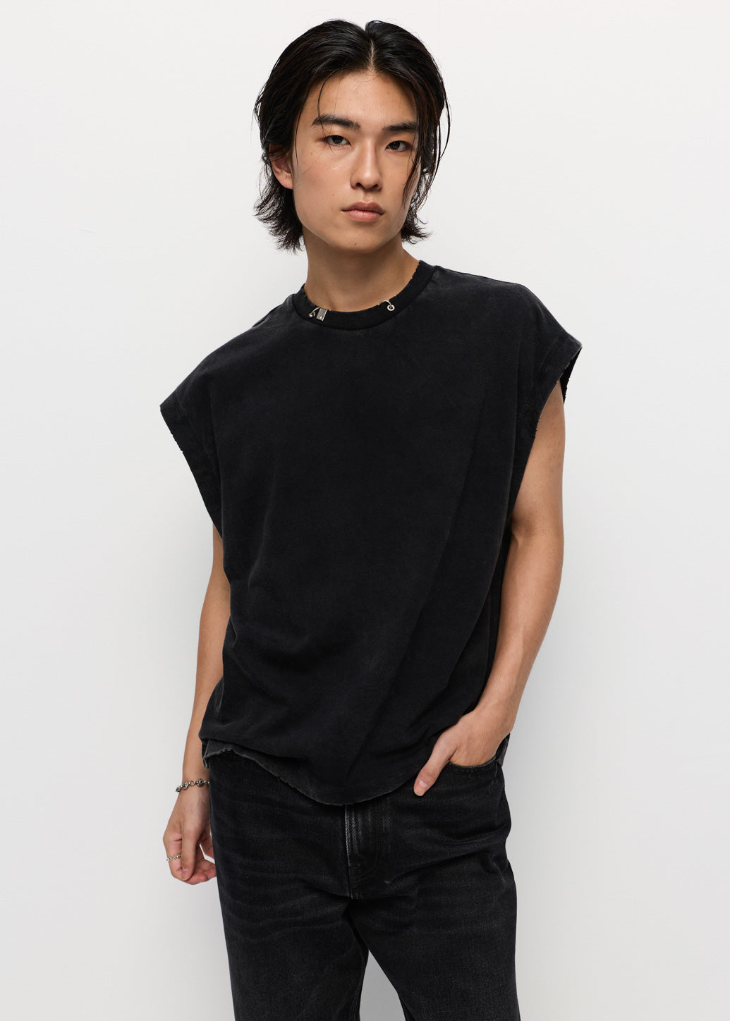 RELAXED SLEEVELESS COTTON TEE
