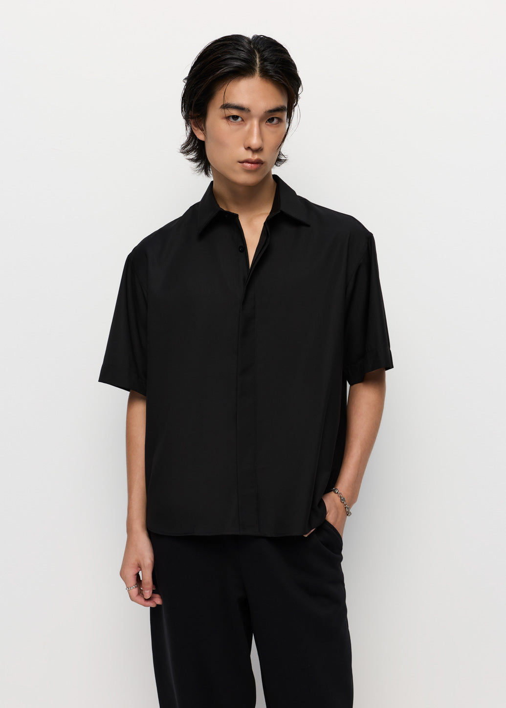 SEAMLESS SHORT SLEEVE SHIRT