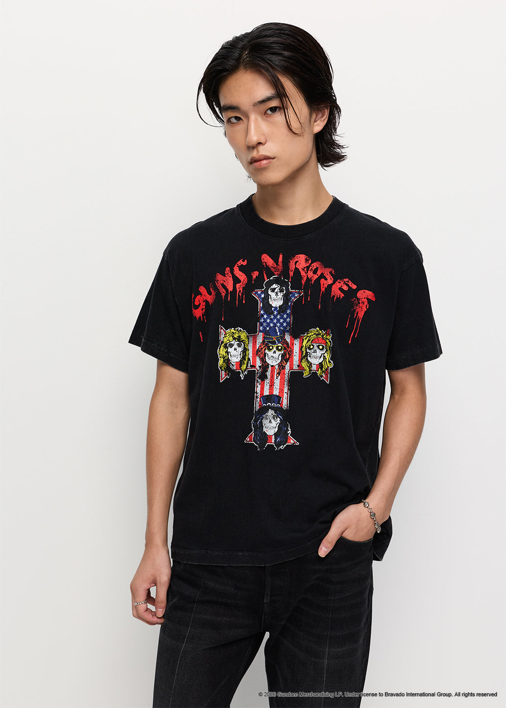 GUNS N' ROSES CROSS & SKULL GRAPHIC BAND TEE