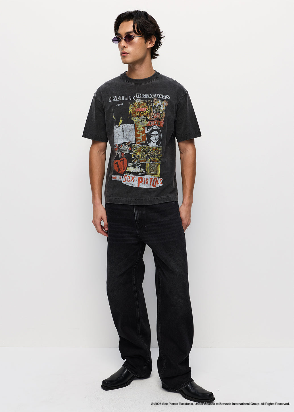 SEX PISTOLS COLLAGE GRAPHIC BAND TEE