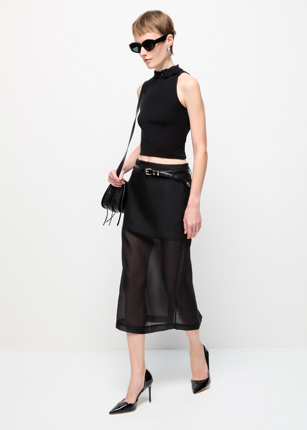 BLACK BELTED SHEER SKIRT Black / L