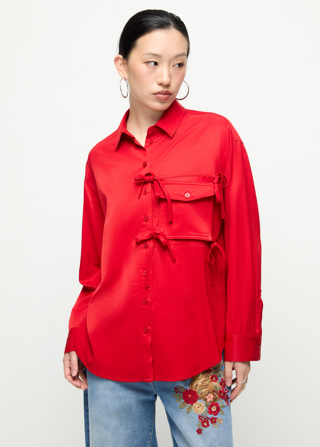 OVERSIZED RED SHIRT WITH TIE DETAIL