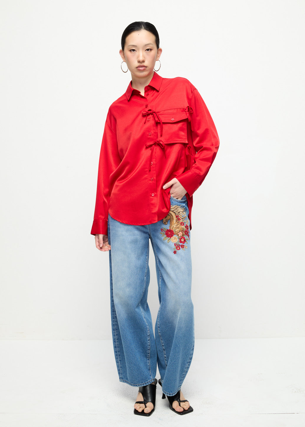 OVERSIZED RED SHIRT WITH TIE DETAIL