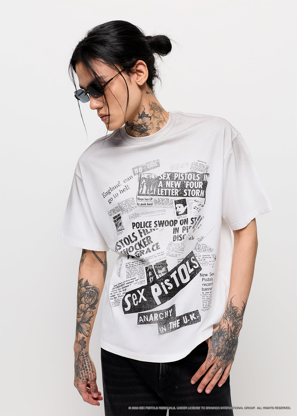 SEX PISTOLS OVERSIZED GRAPHIC TEE