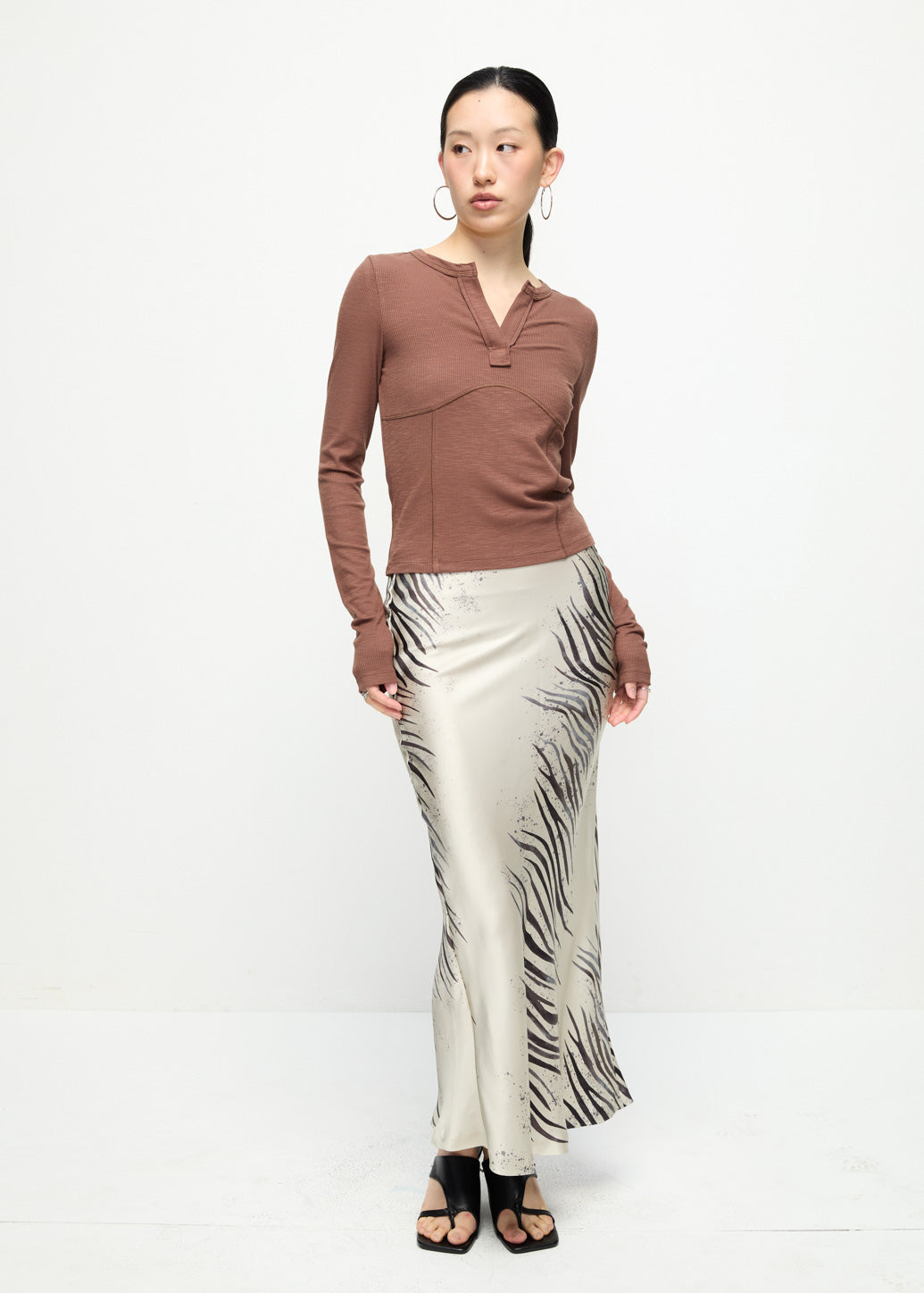 UNDERBUST SEAM HENLEY TOP