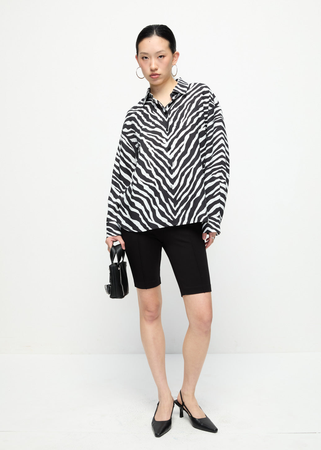 KNEE LENGTH SHORTS