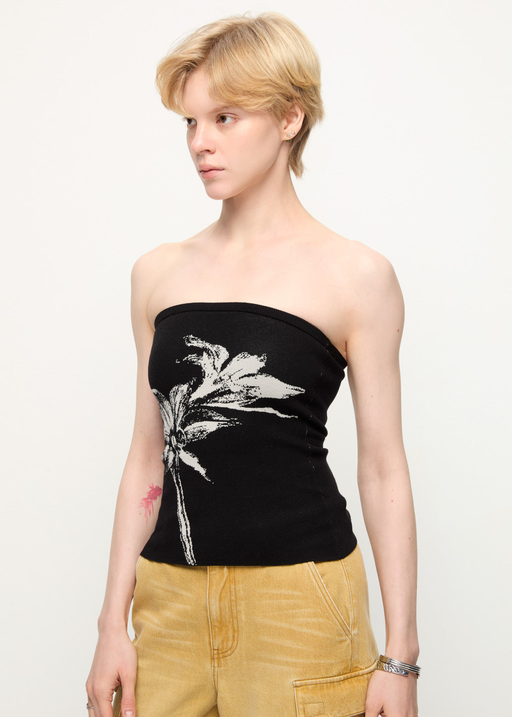 FLORAL KNIT TUBE TOP