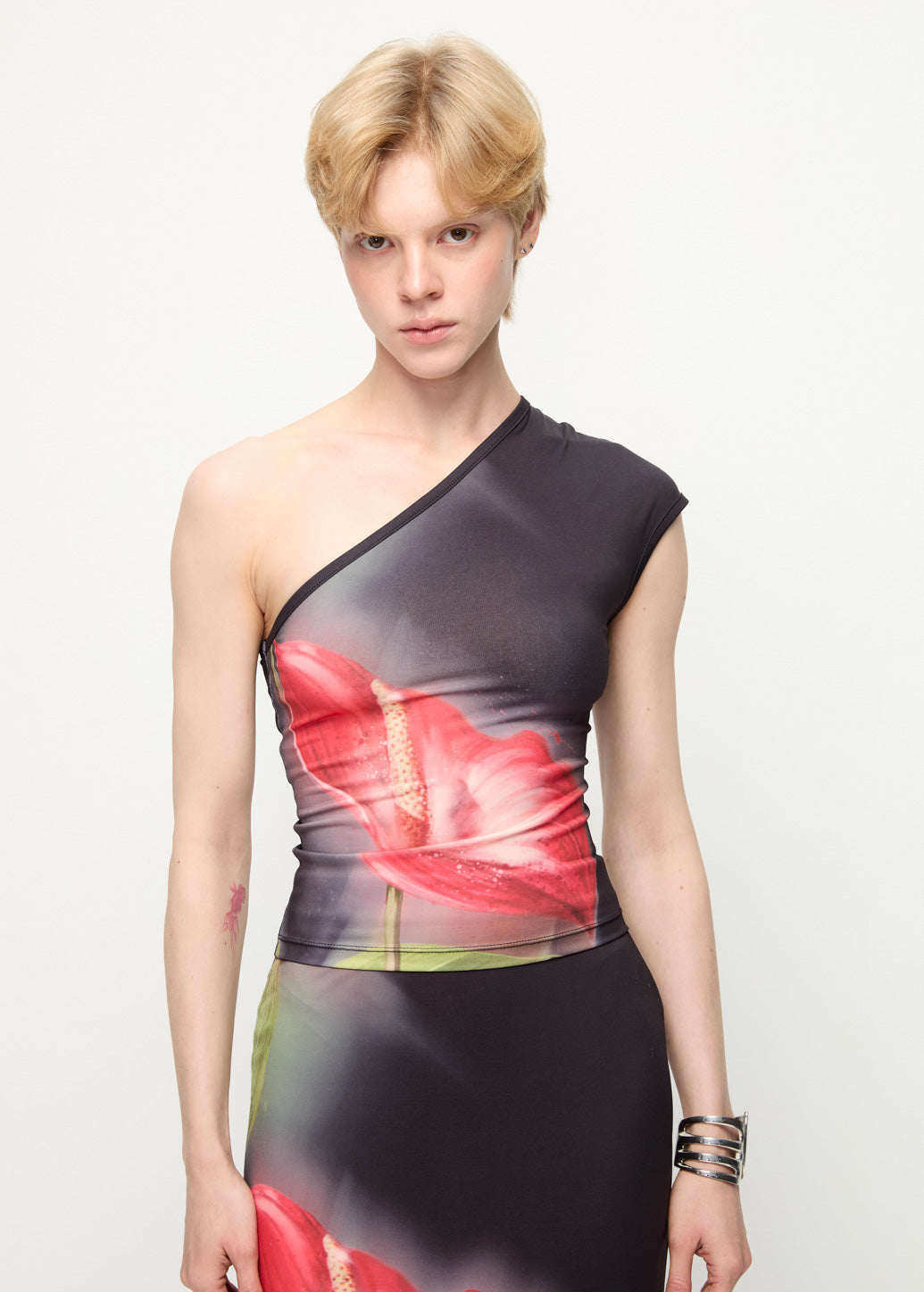 OFF-SHOULDER FLORAL PRINTED TOP