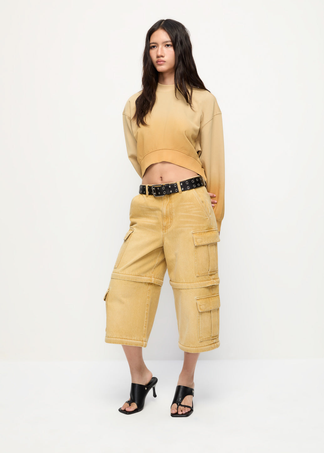 BELTED CARGO JEANS