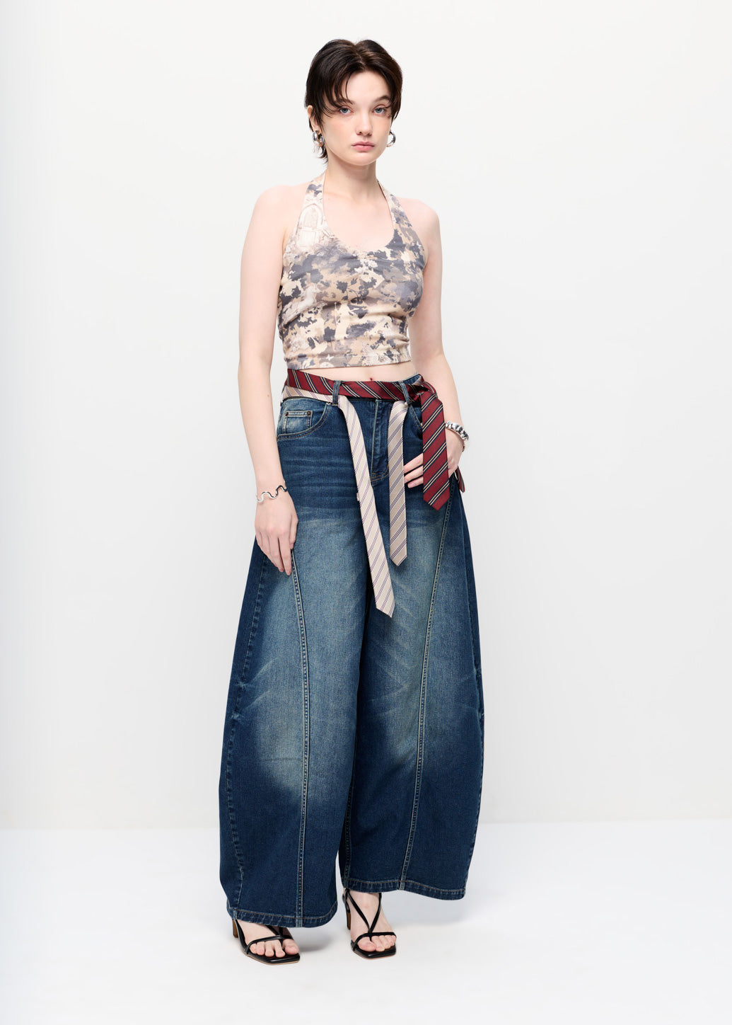 BALLOON JEANS WITH NECK TIE WAIST
