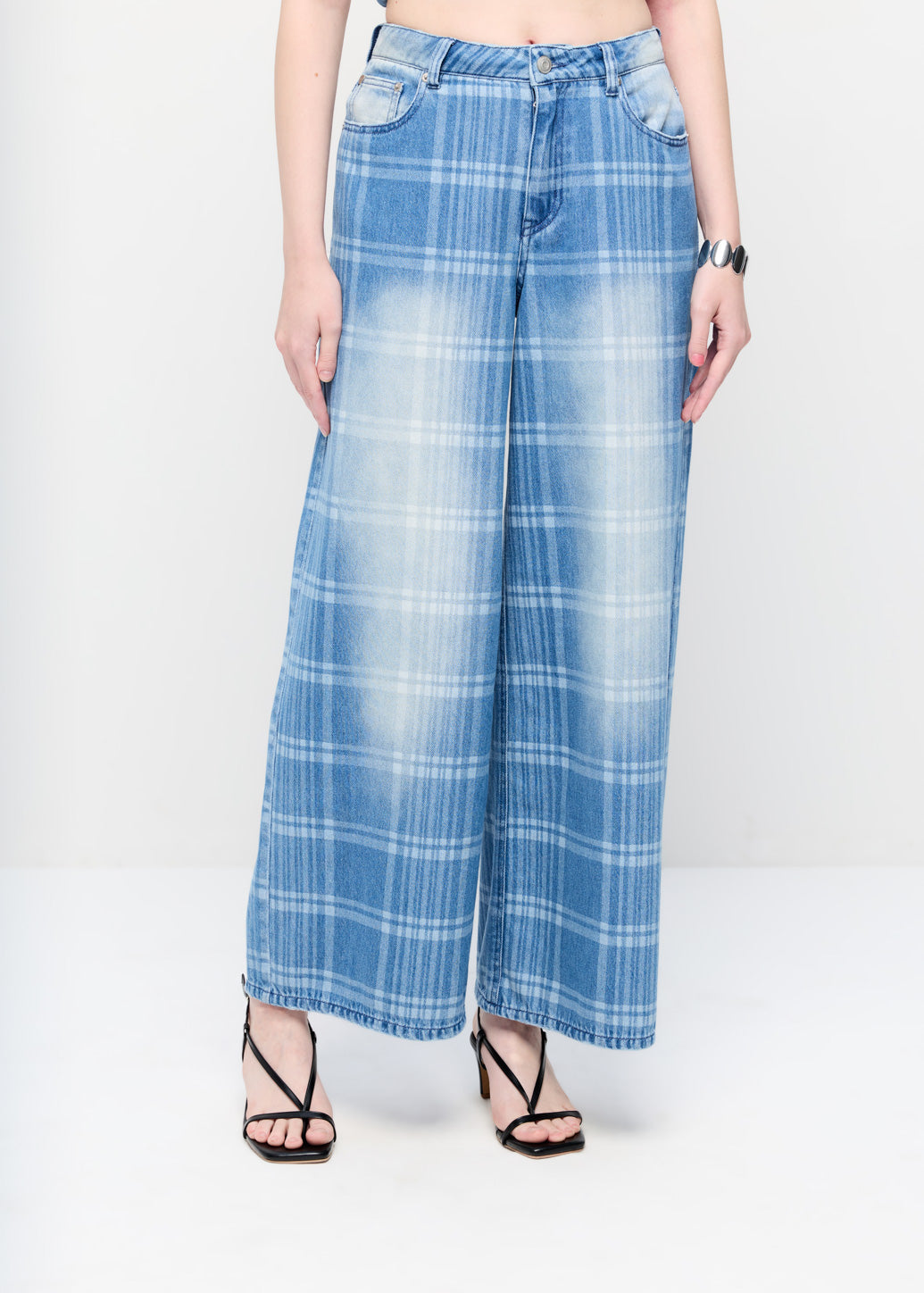 WIDE LEG CHECKED JEANS
