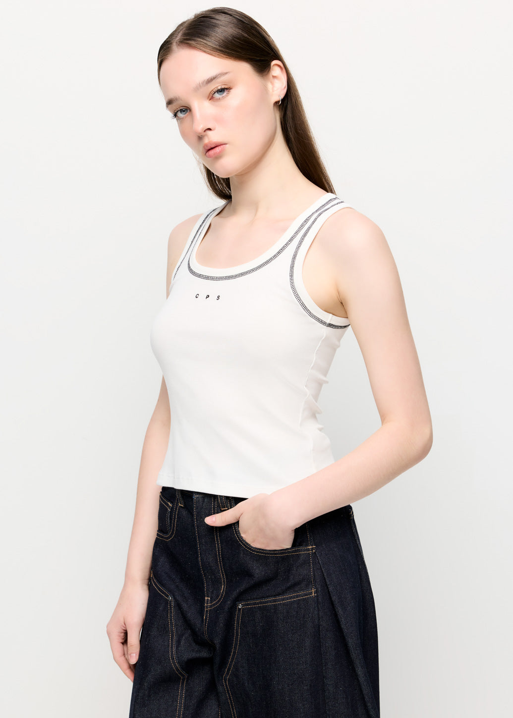 CONTRAST STITCHING TANK TOP