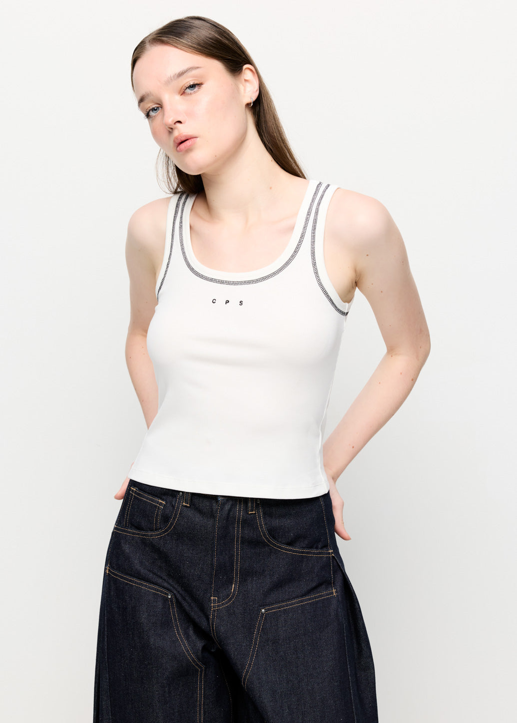 CONTRAST STITCHING TANK TOP