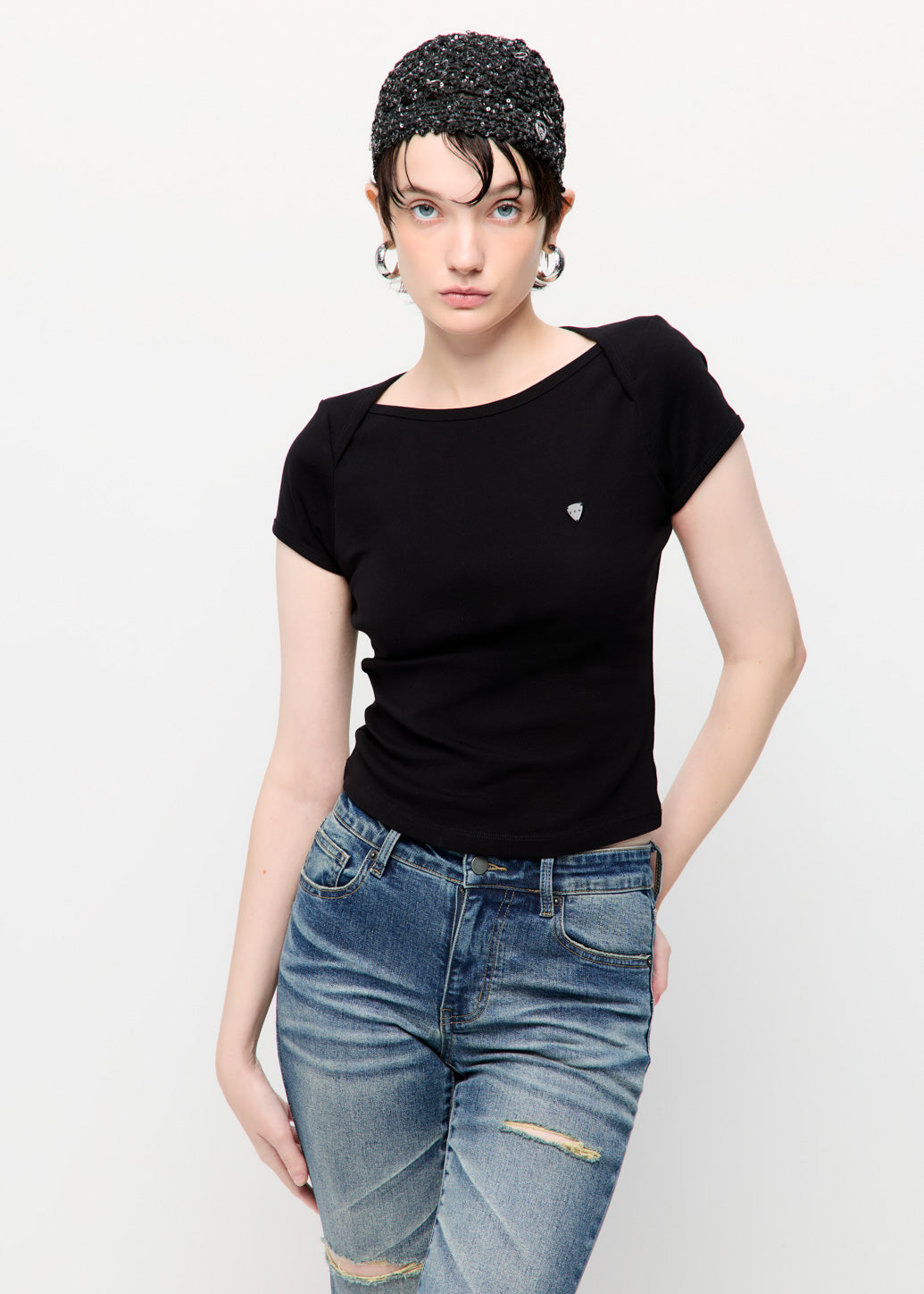 BOAT NECK RIBBED TEE