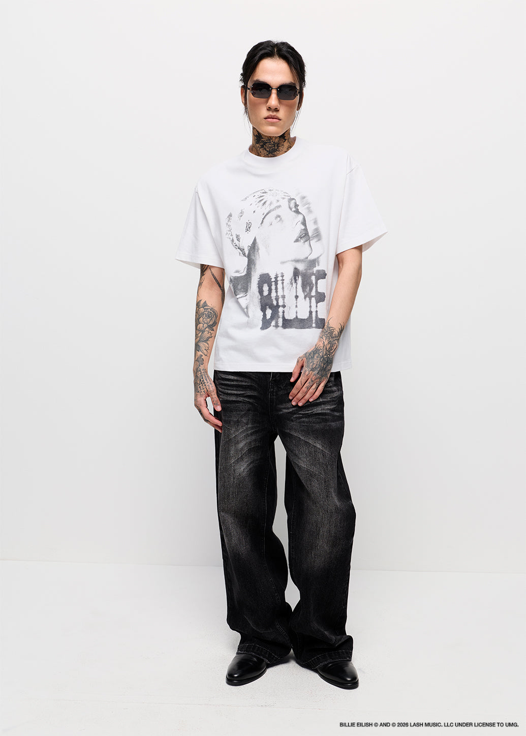 BILLIE EILISH OVERSIZED GRAPHIC BAND TEE