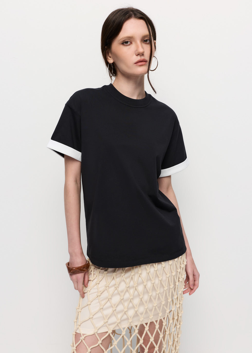 CINTRAST ROLLED-SLEEVE TEE