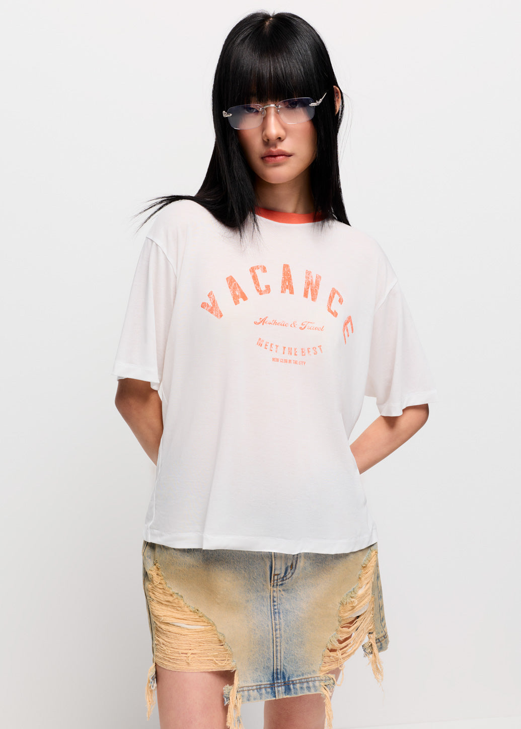 VACANCE GRAPHIC TEE