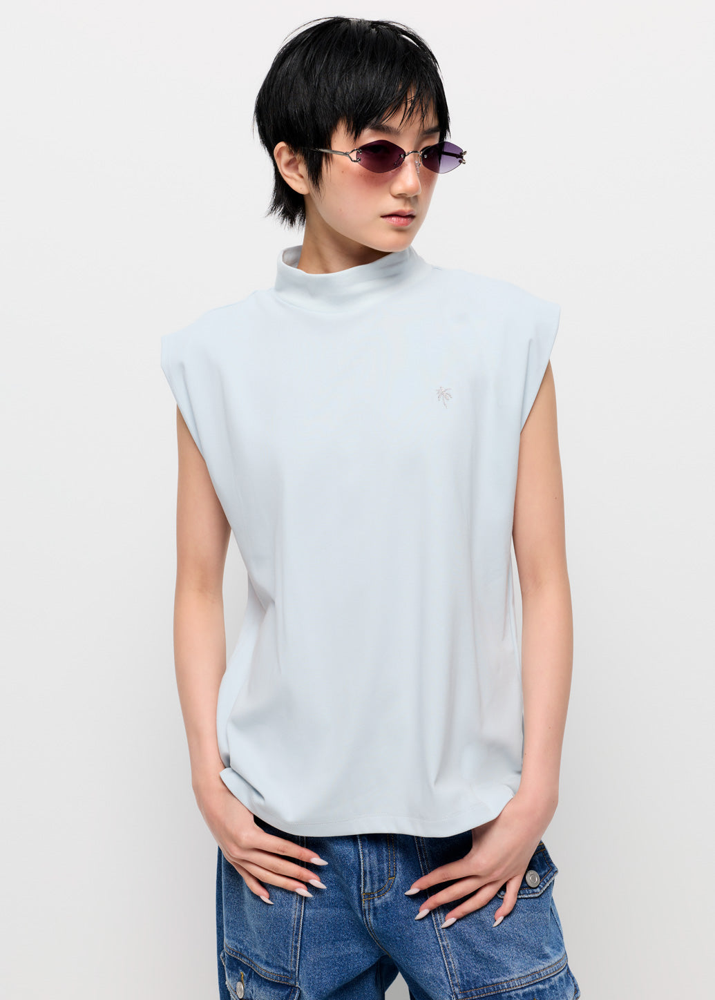 MOCK NECK CAP SLEEVE TOP