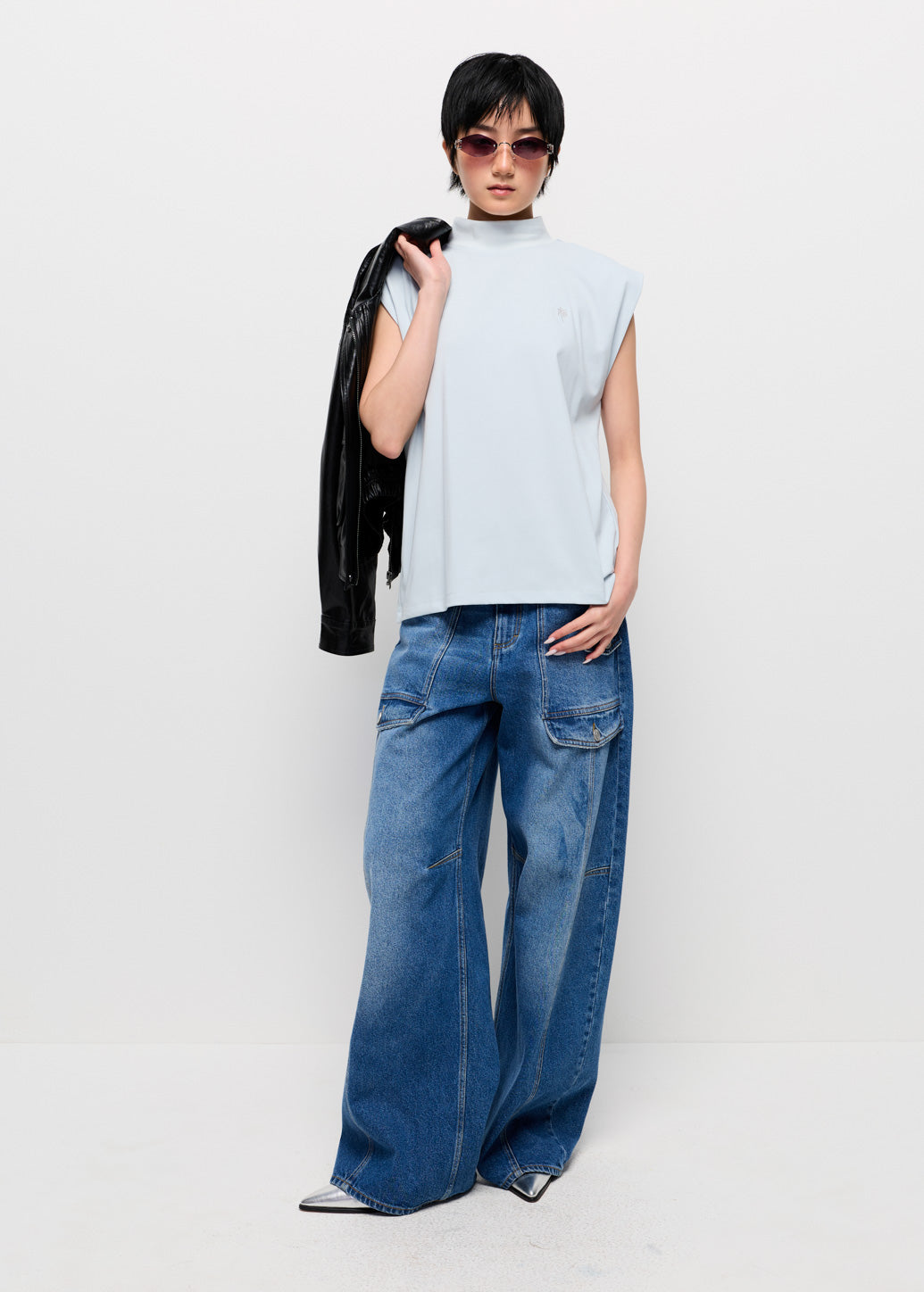 MOCK NECK CAP SLEEVE TOP