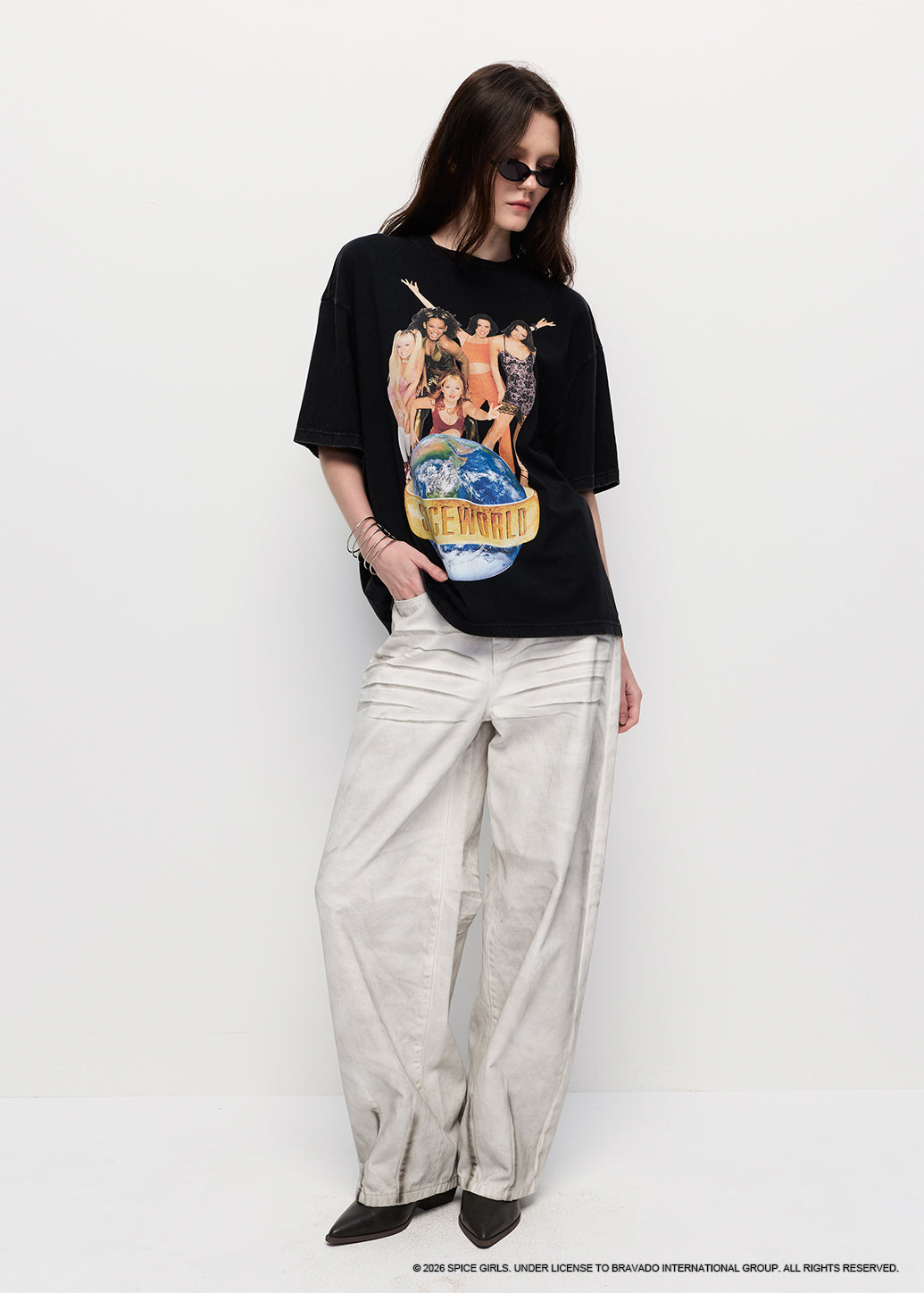 SPICE WORLD GRAPHIC BAND TEE