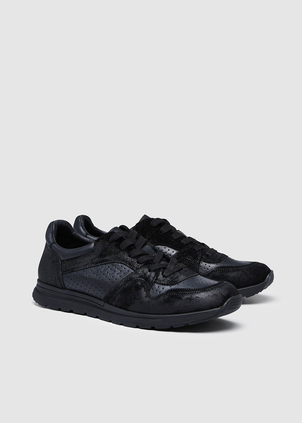 SUEDE LOW-TOP SNEAKERS Black / 44