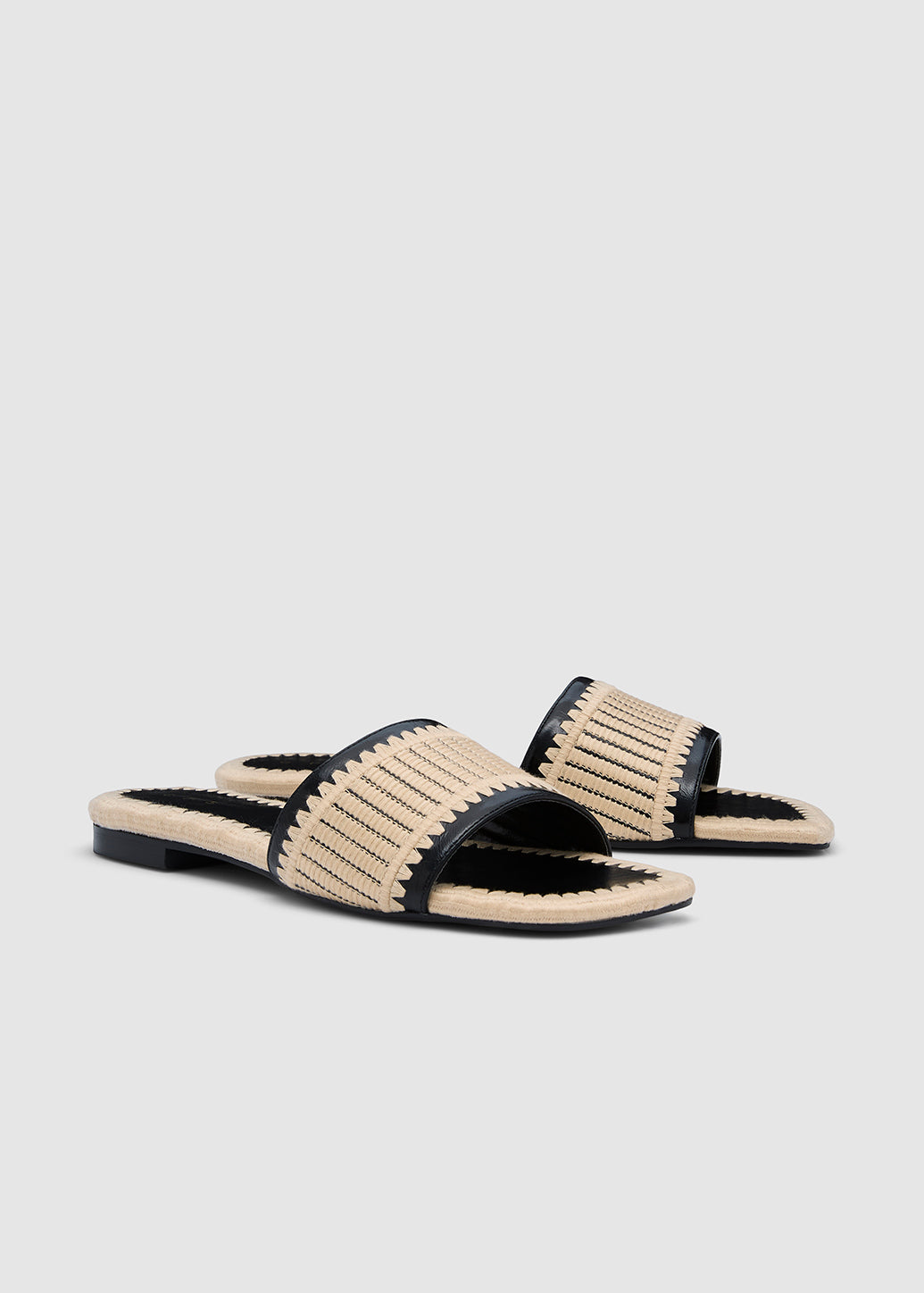 WOVEN STRAP SLIDE SANDALS