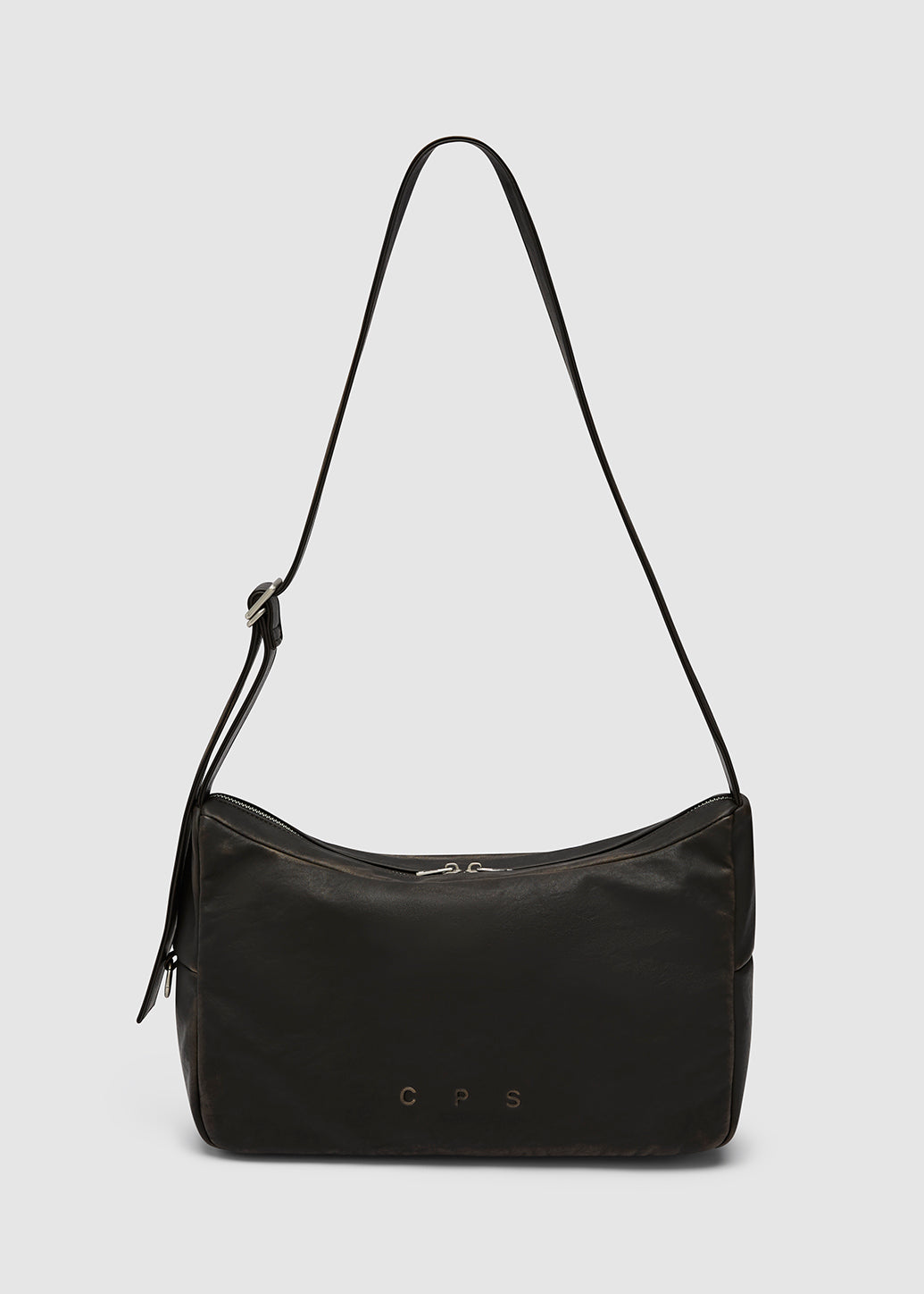 DISTRESSED LEATHER SHOULDER BAG