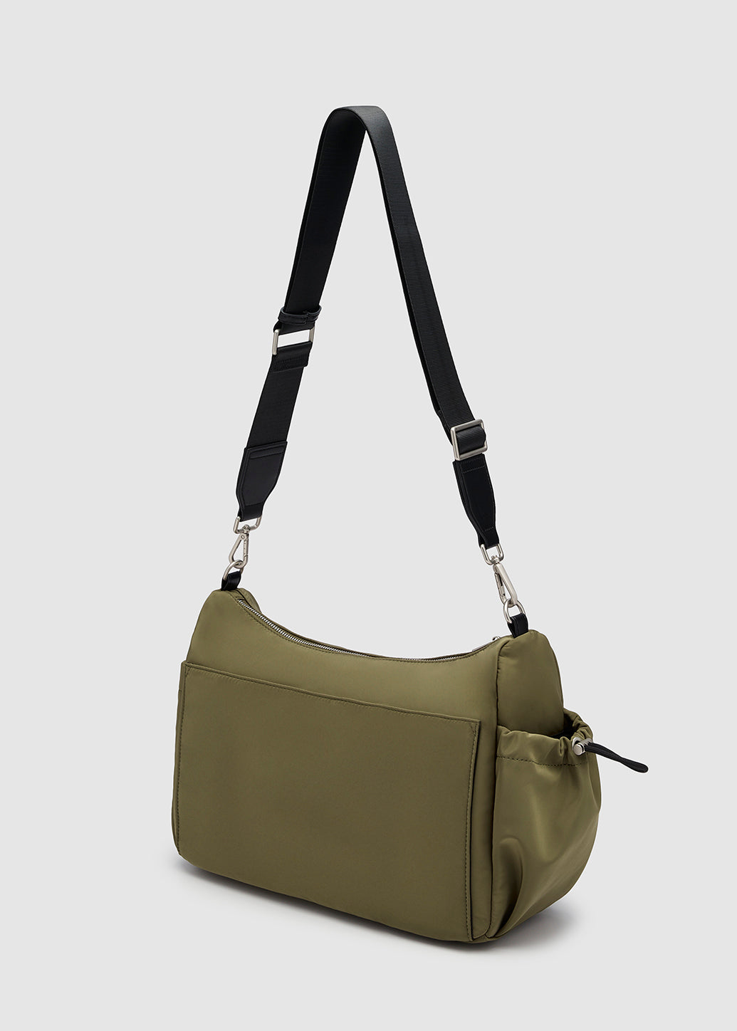 UTILITY POCKET MESSENGER BAG